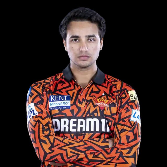 Abhishek Sharma in action for SRH