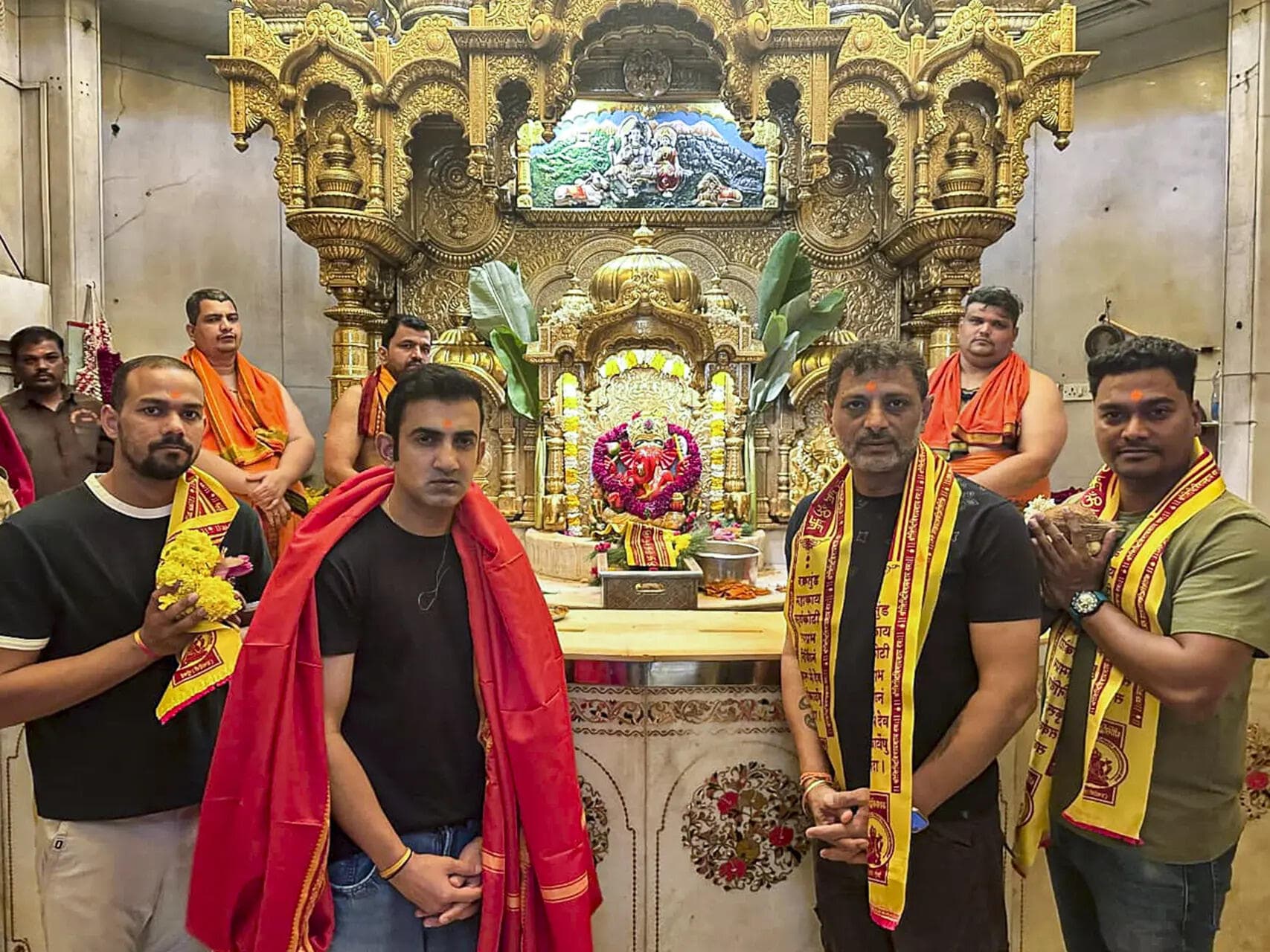 Gautam Gambhir Seeks Divine Blessings in Mumbai Ahead of India's T20 World Cup Title Defense
