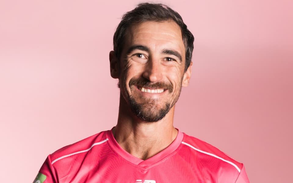 Mitchell Starc Returns to Sydney Sixers for BBL 15 After 11-Year Hiatus image