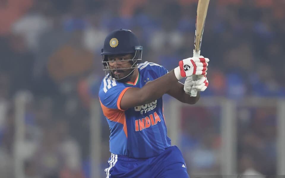 Robin Uthappa Urges India to 'Stick With' Sanju Samson, Cites Selection Pressure as Key Issue