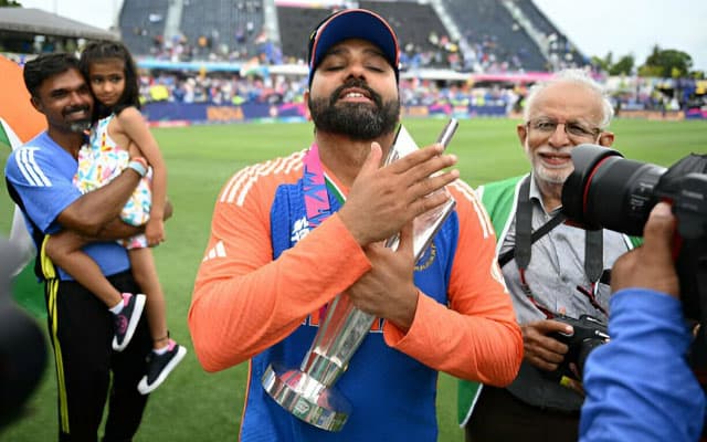 Rohit Sharma and Mumbai Indians Stars Honored at Reliance Foundation's 'United in Triumph' Event