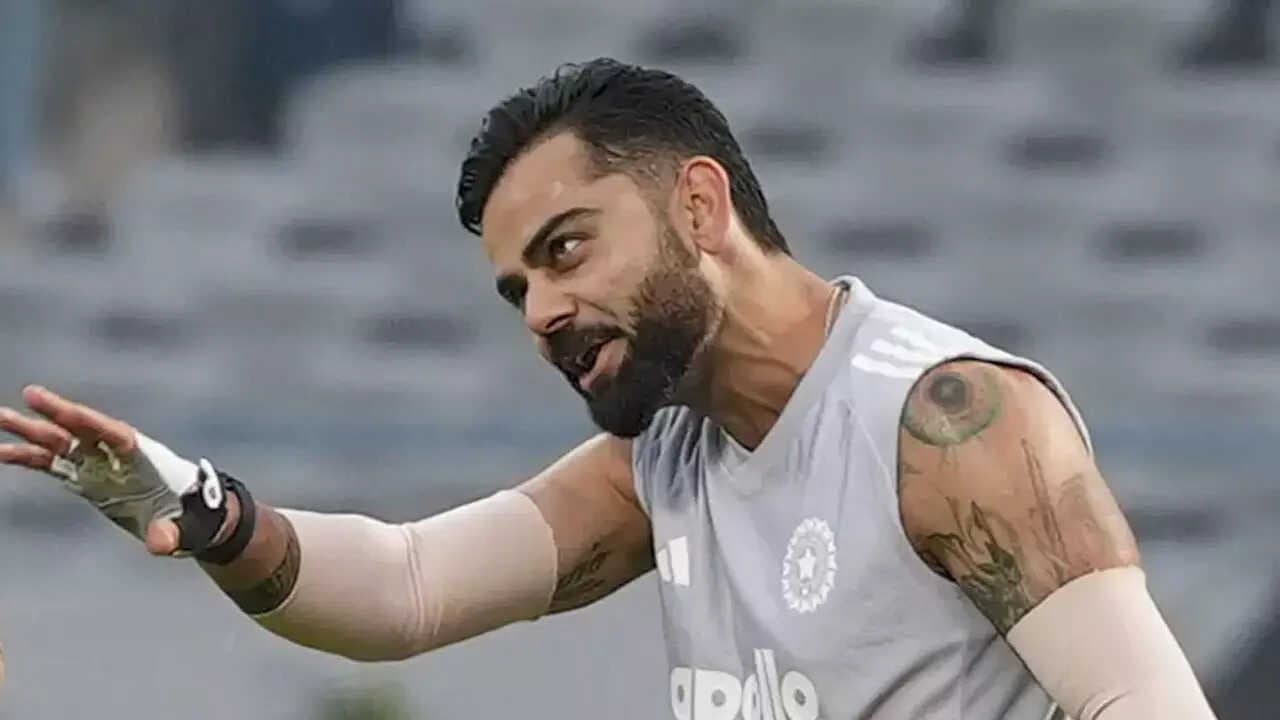 Virat Kohli Spots His 'Duplicate' Fan, Shares Viral Moment with Rohit Sharma